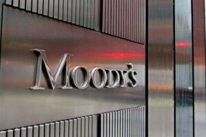 Moody’s calcula un ajuste fiscal de 2.4% del PIB para México