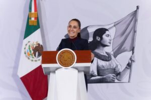 Sheinbaum rechaza monitoreo y listas de periodistas bajo su gobierno